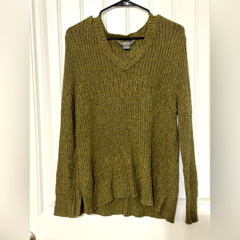 Naturals Reflections Knitted V-Neck Sweater